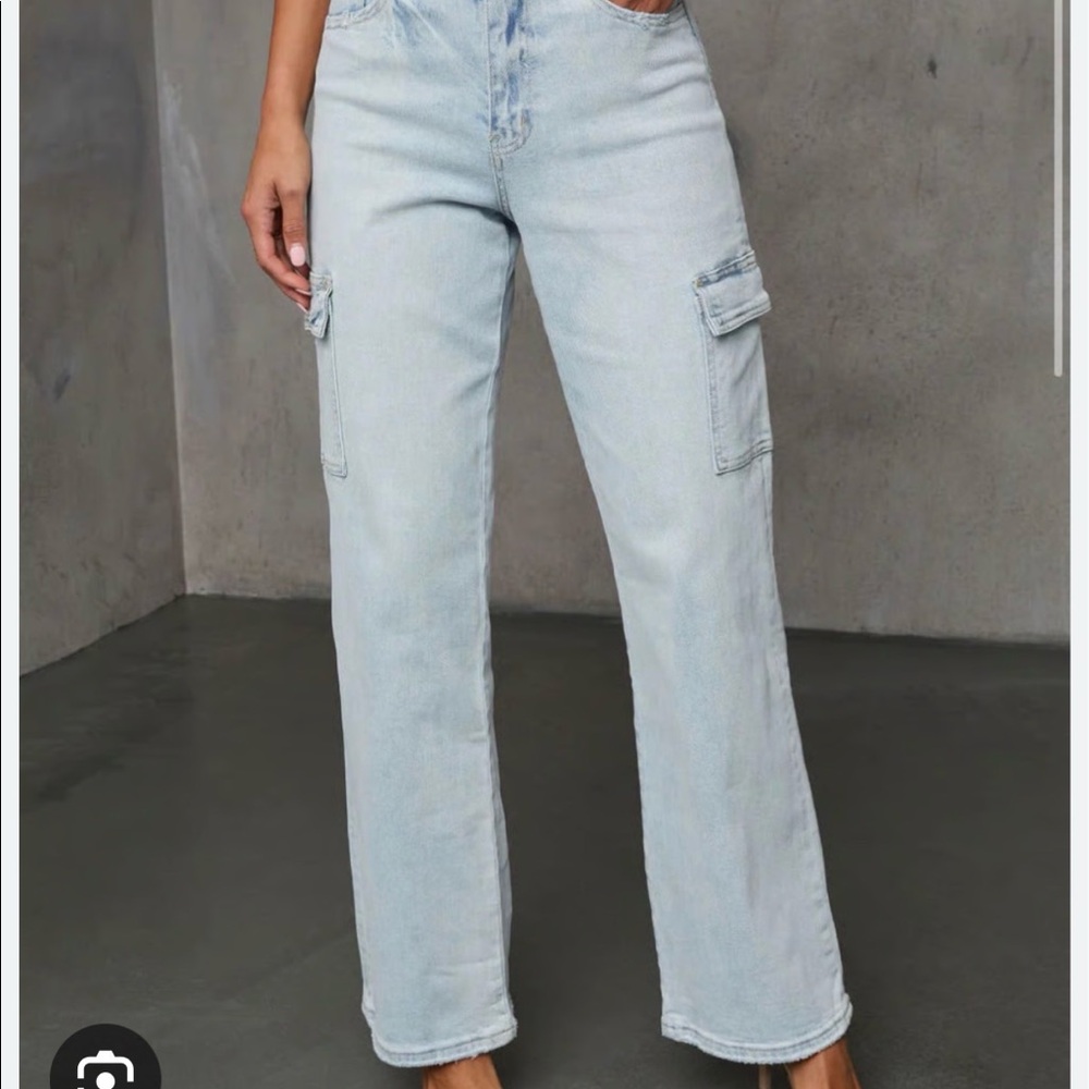 Vici 90s high rise cargo jeans size 28